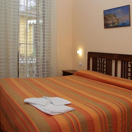 Dolcevitasorrento Guest House Екстериор снимка
