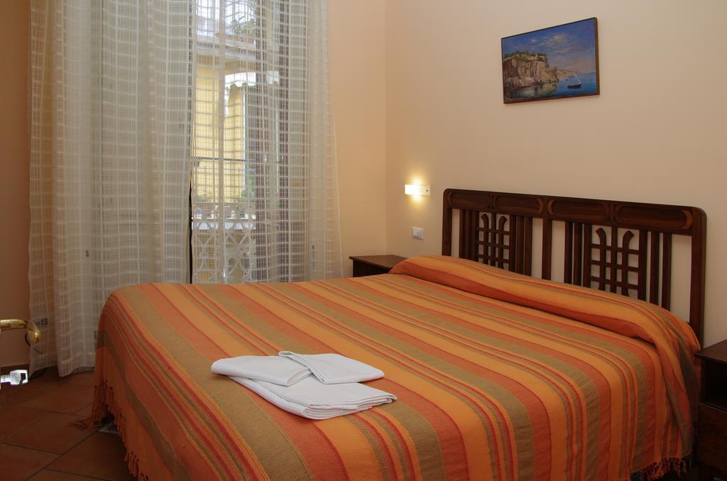 Dolcevitasorrento Guest House Екстериор снимка
